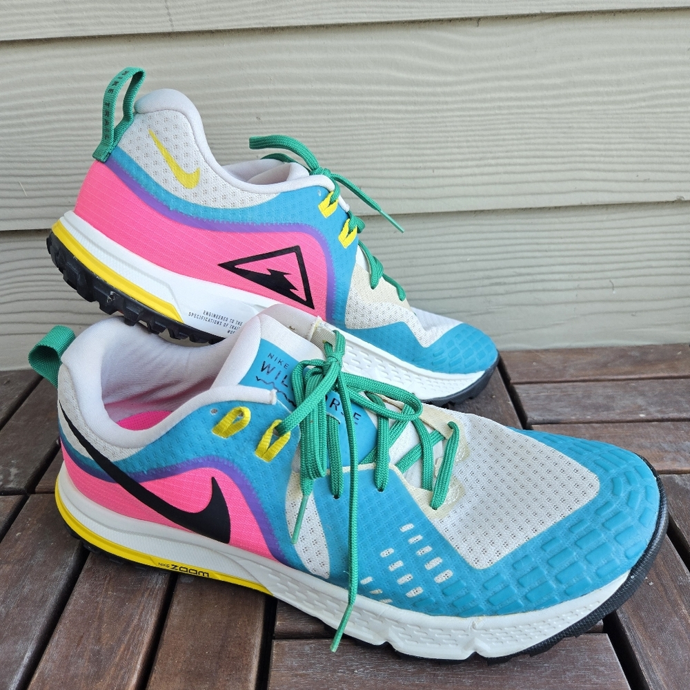 Nike Air Zoom Wildhorse 5 Women's Running Shoes Size 10,5 Light Orewood Trail